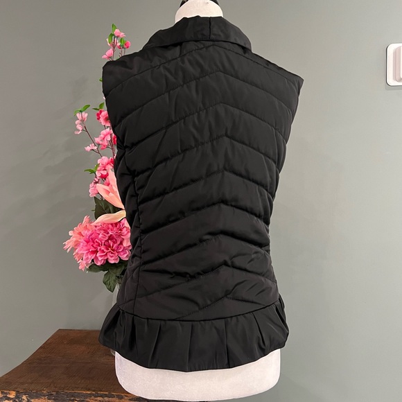 White House | Black Market Vest - Picture 6 of 13